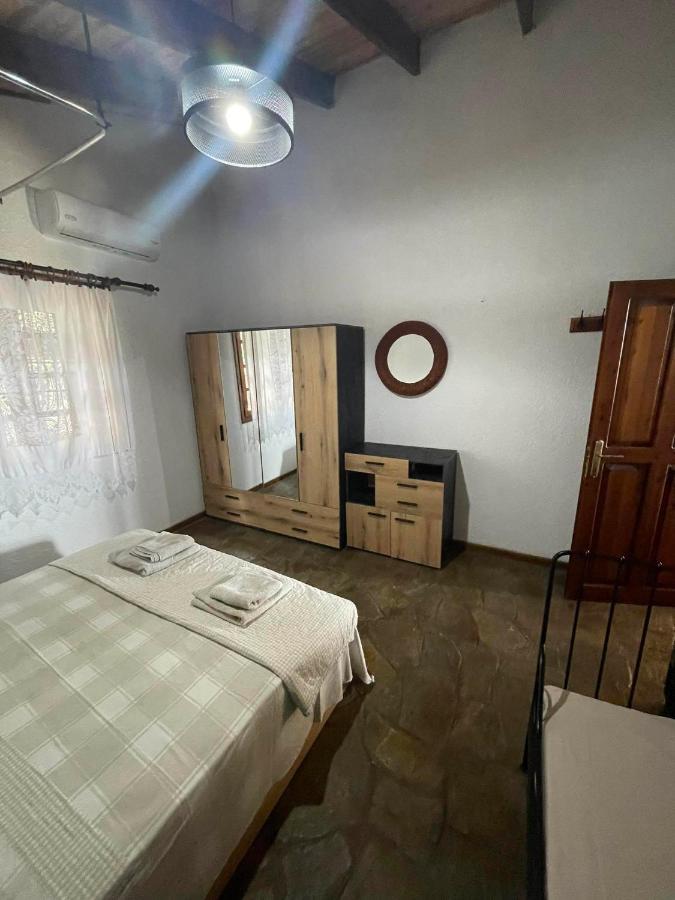 Villa Athos Сарти Экстерьер фото