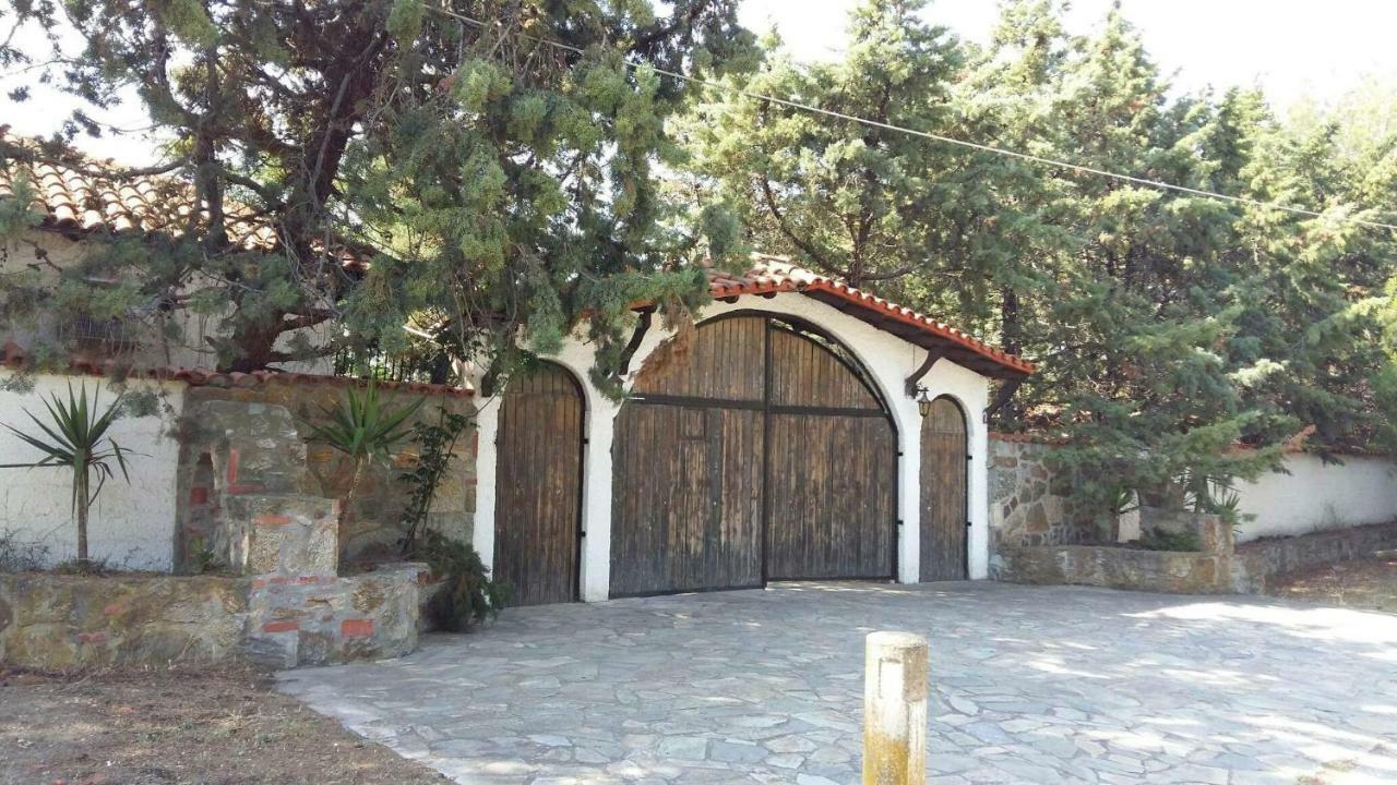 Villa Athos Сарти Экстерьер фото